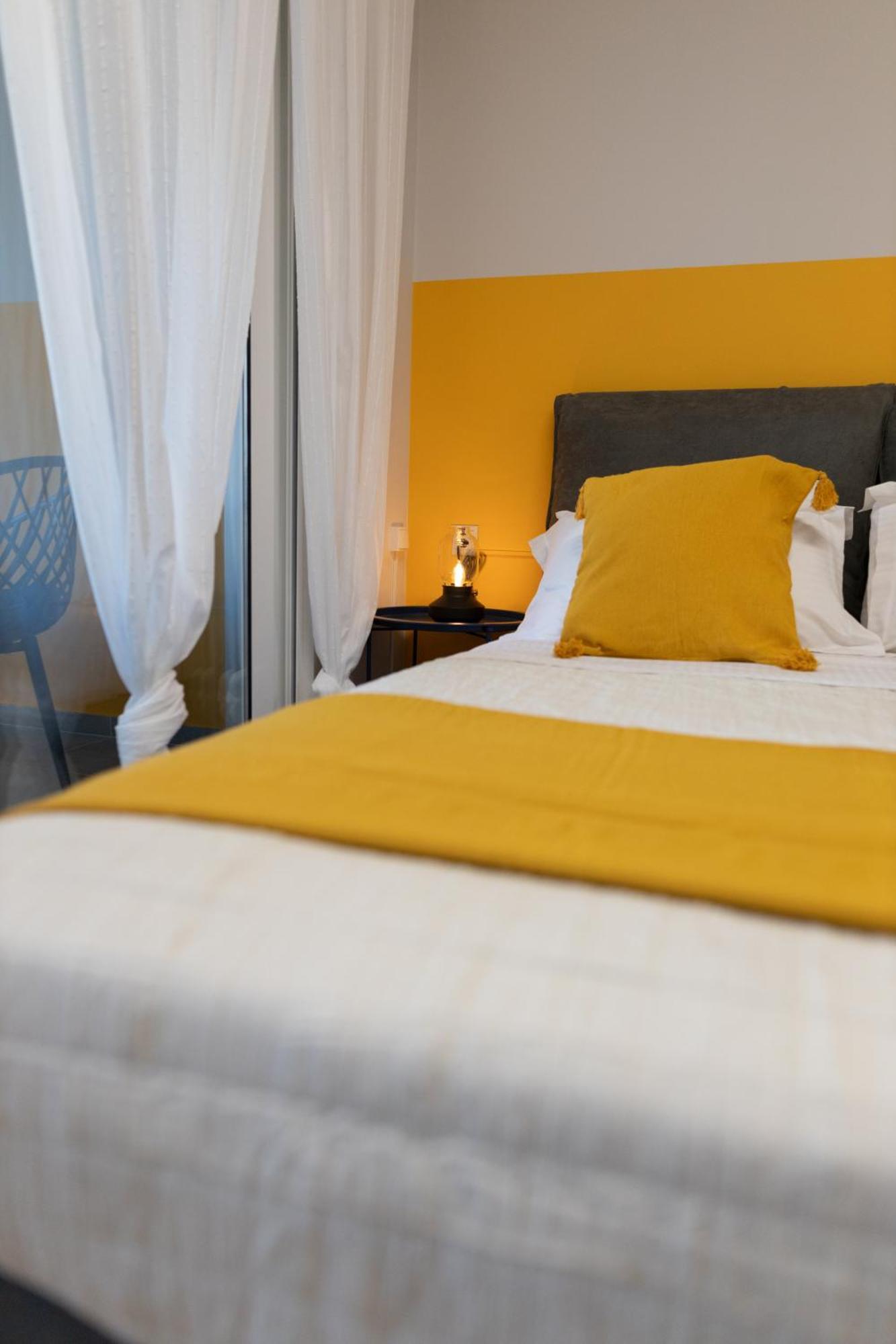 Athenian Sensations Apartments And Suites In The Heart Of Athens Exterior photo